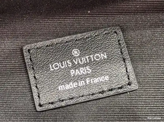 Rep ladies DISCOVERY LOUIS VUITTON BUMBAG 0630